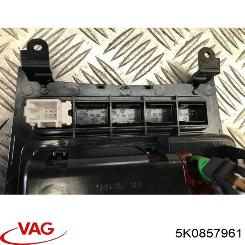Cinzeiro de consola central VAG 5K0857961 preço, a partir de 54,48 USD
