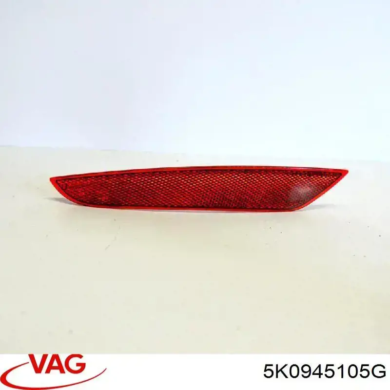Retrorrefletor (refletor) do pára-choque traseiro esquerdo VAG 5K0945105G preço, a partir de 13,36 USD
