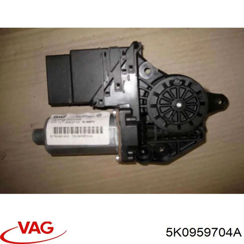 5K0959704A VAG Mecanismo de acionamento de vidro da porta traseira direita