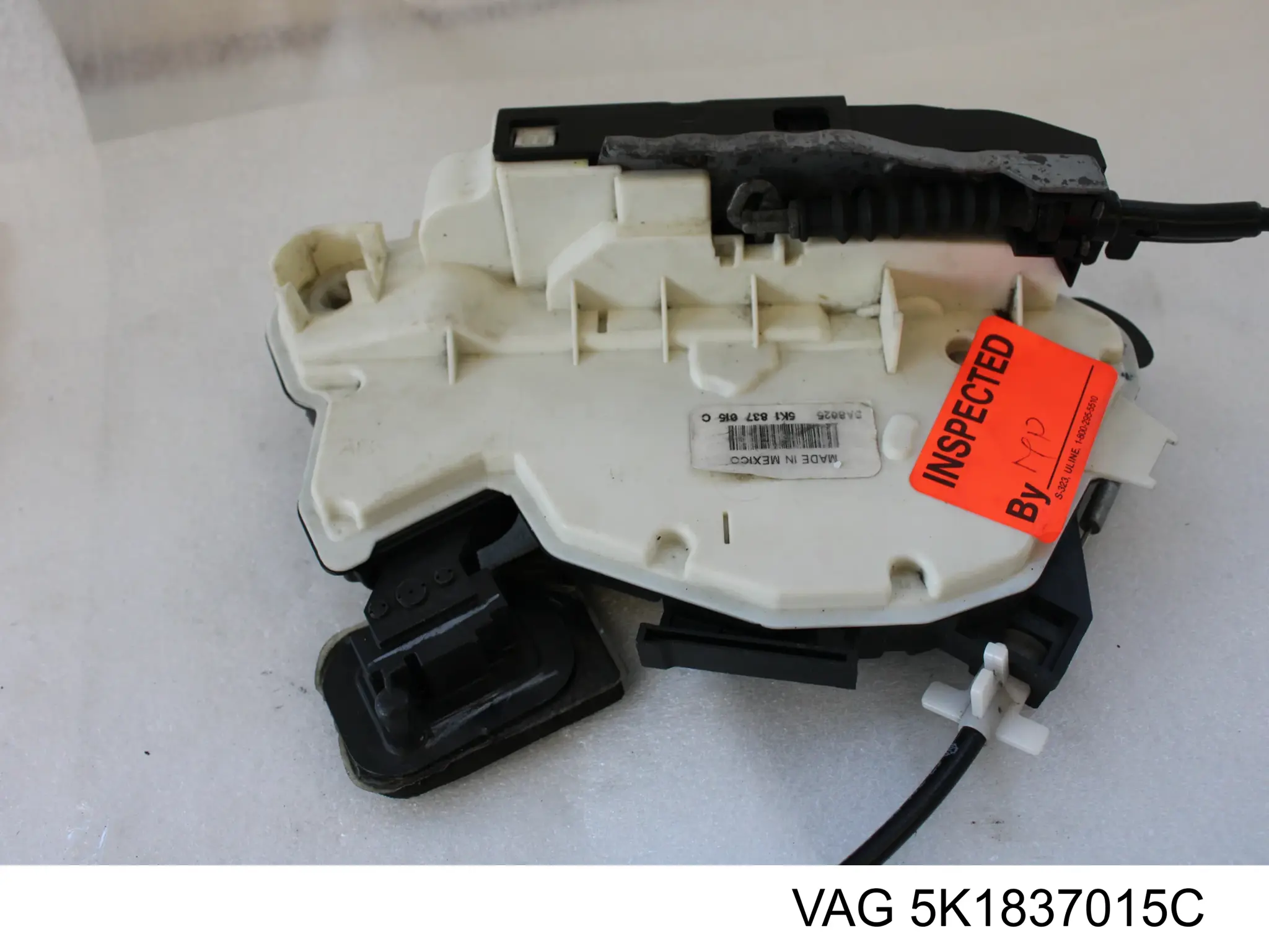 Compre 5K1837015C VAG Fecho da porta dianteira esquerda