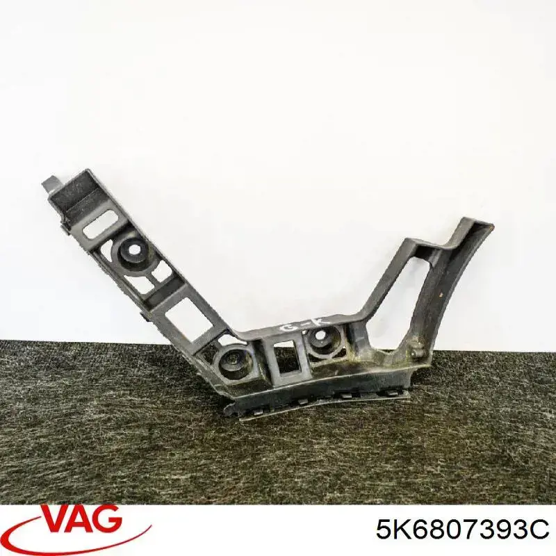 Guia esquerda do pára-choque traseiro VAG 5K6807393C preço, a partir de 17,03 USD