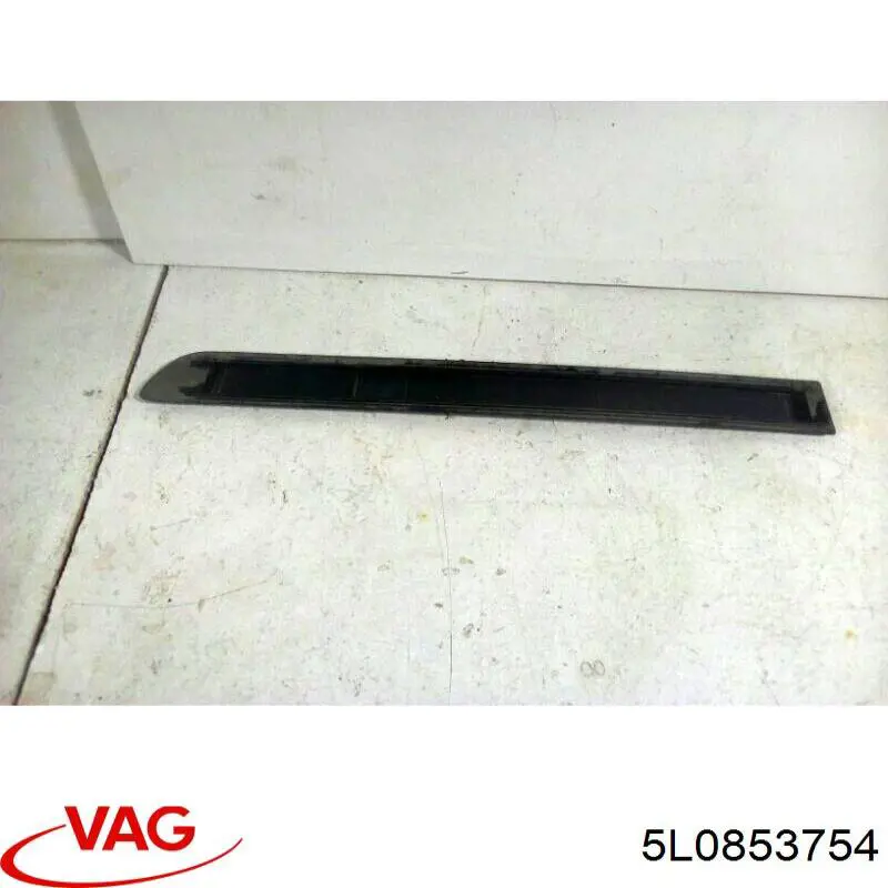 Moldura da porta traseira direita VAG 5L08537549B9 preço, a partir de 2,76 USD
