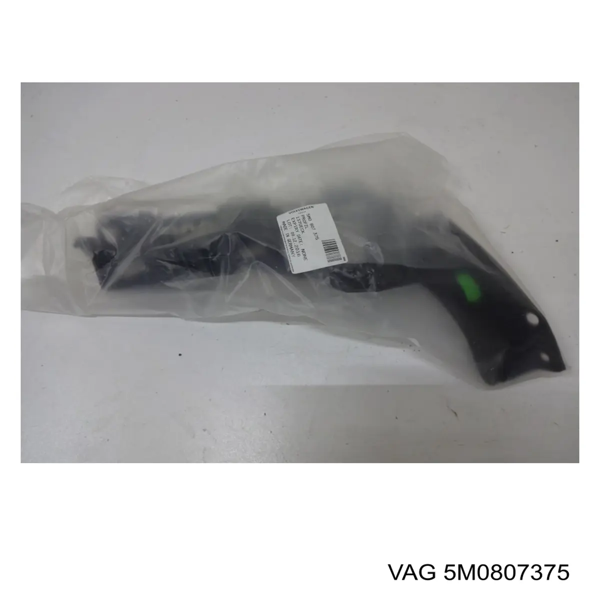 Compre 5M0807375 VAG Guia esquerda do pára-choque traseiro