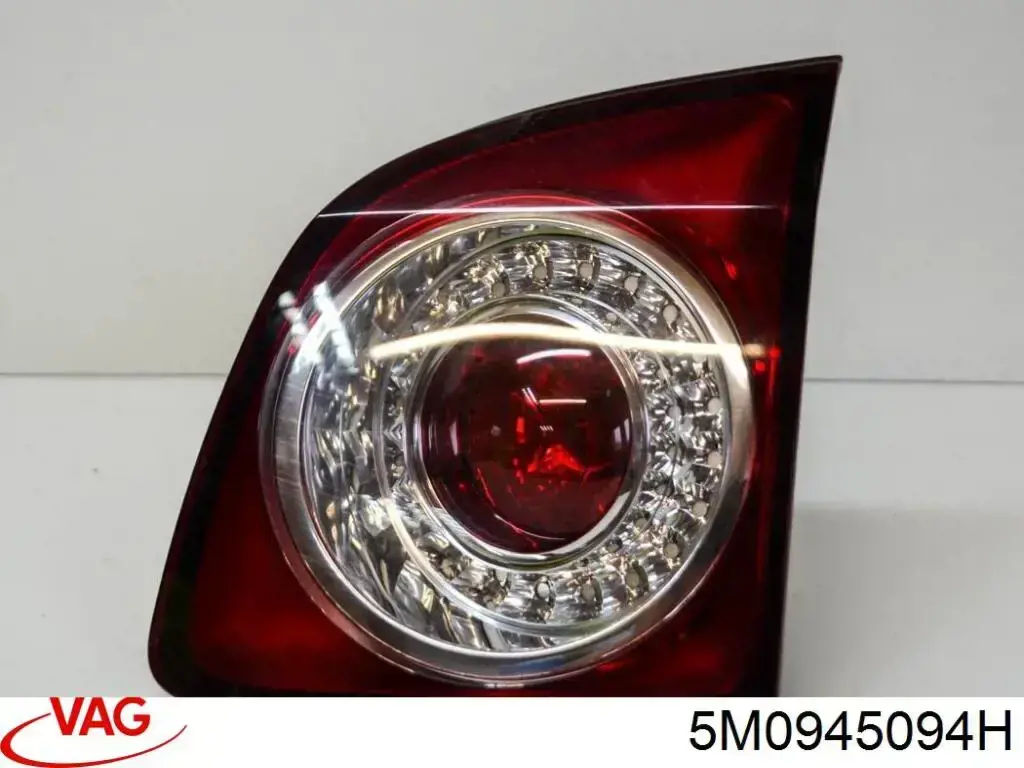 Lanterna traseira direita interna VAG 5M0945094H preço, a partir de 64,70 USD