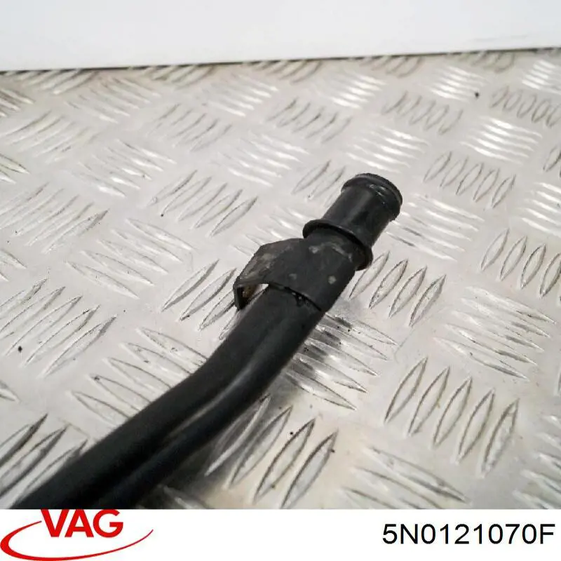 5N0121070F VAG Mangueira (cano derivado) do sistema de esfriamento
