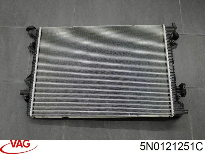 5N0121251C VAG Radiador de esfriamento de motor