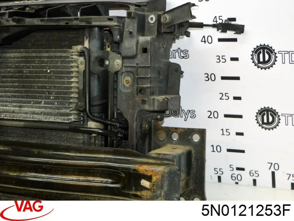 Compre 5N0121253F VAG Radiador de esfriamento de motor