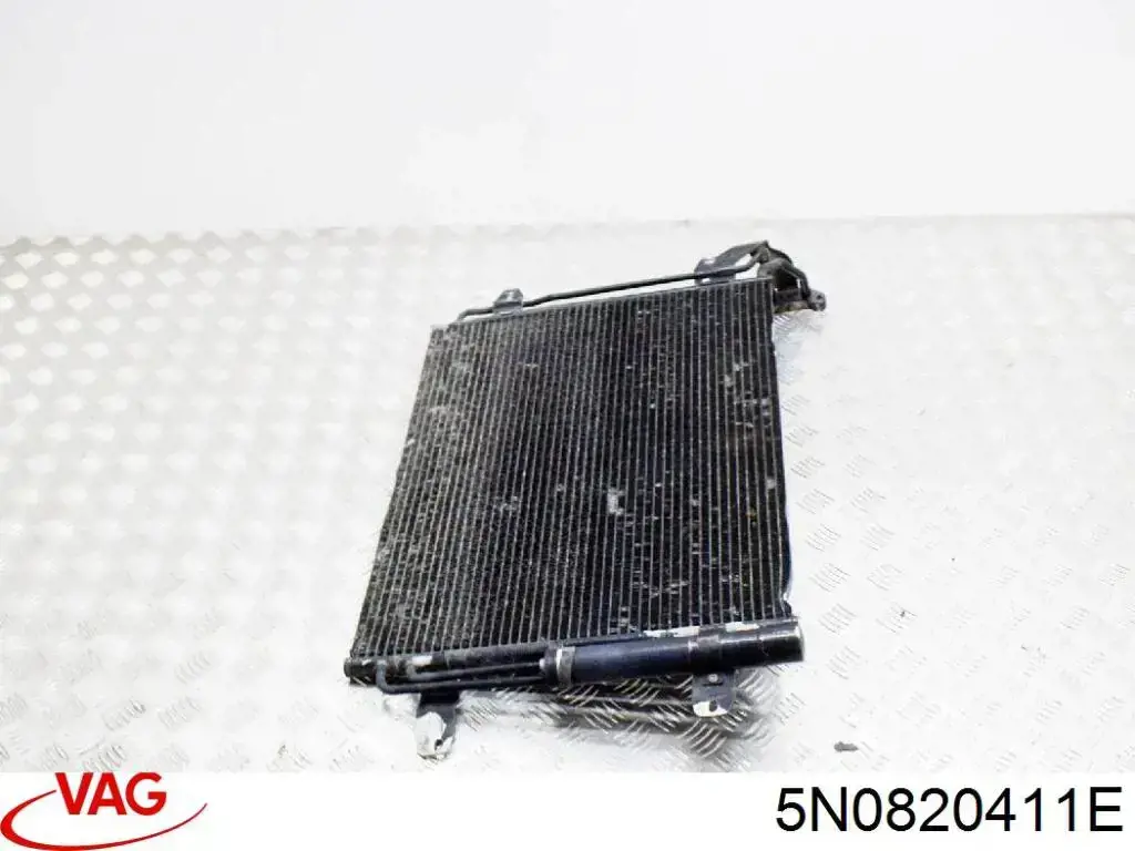 Compre 5N0820411E VAG Radiador de aparelho de ar condicionado