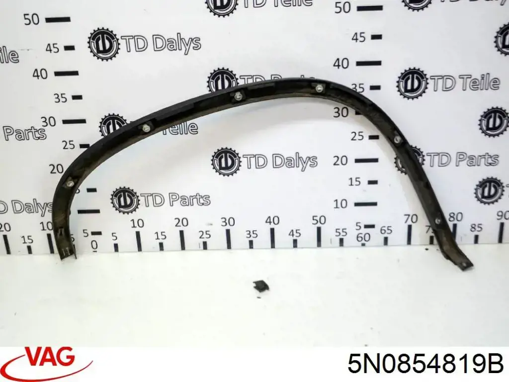 5N0854819B VAG Expansor esquerdo (placa sobreposta) de arco do pára-lama traseiro