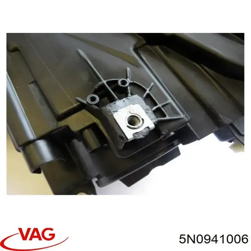 Luz direita VAG 5N0941006 preço, a partir de 499,89 USD