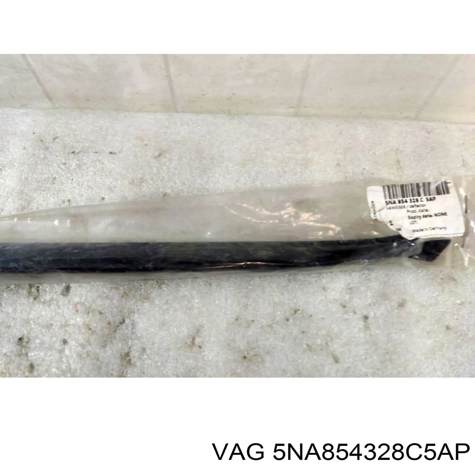 Moldura direita de pára-brisas VAG 5NA854328C5AP preço, a partir de 31,15 USD