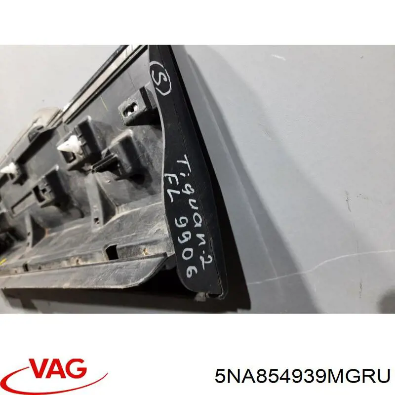  VAG 5NA854939AHGRU preço, a partir de 223,95 USD