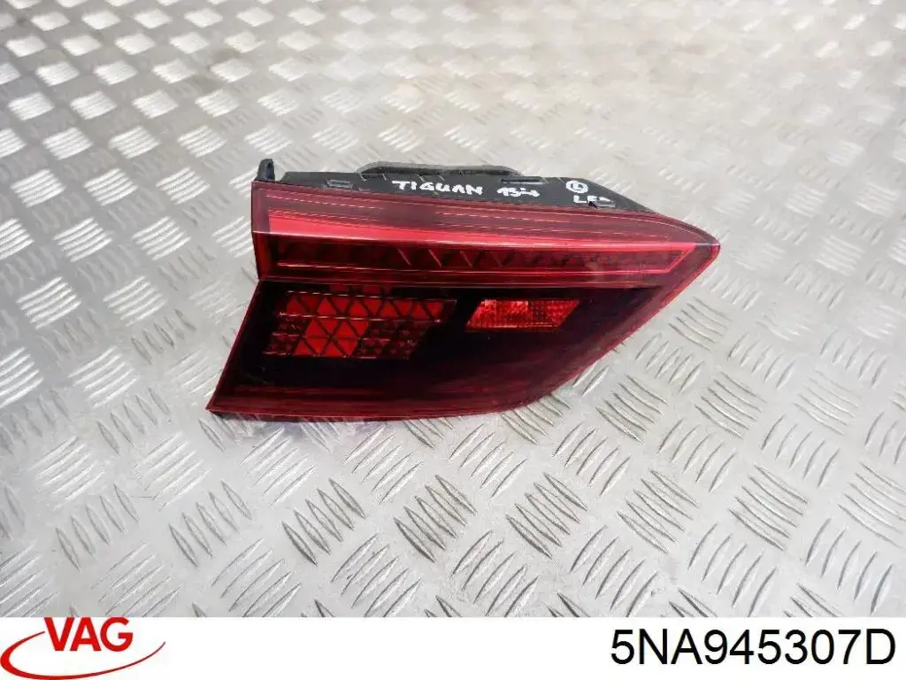 Lanterna traseira esquerda interna VAG 5NA945307D preço, a partir de 267,30 USD