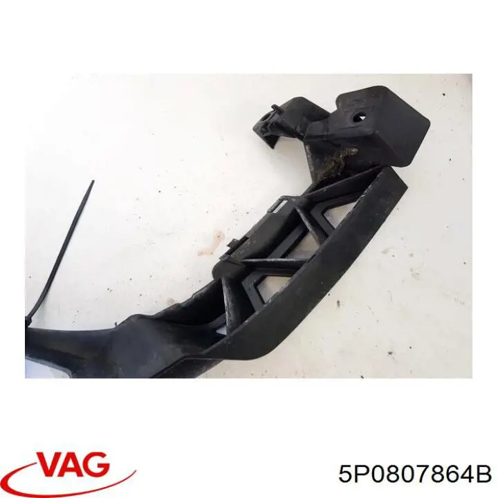 Consola direita do pára-choque traseiro VAG 5P0807864B preço, a partir de 54,52 USD