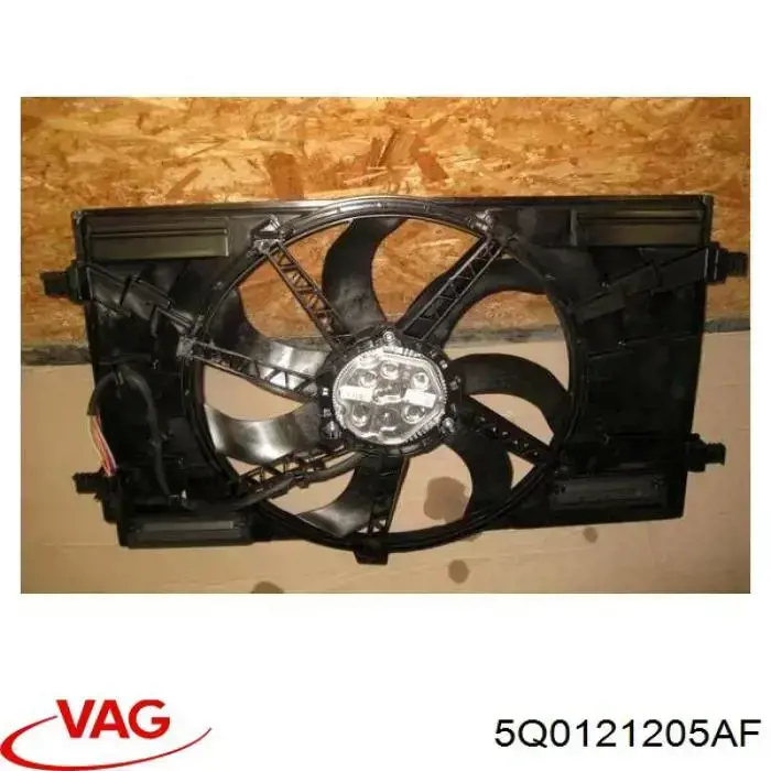 5Q0121205AF VAG Difusor do radiador de esfriamento
