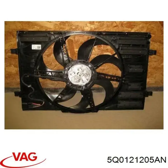 Difusor do radiador de esfriamento VAG 5Q0121205AN preço, a partir de 213,31 USD
