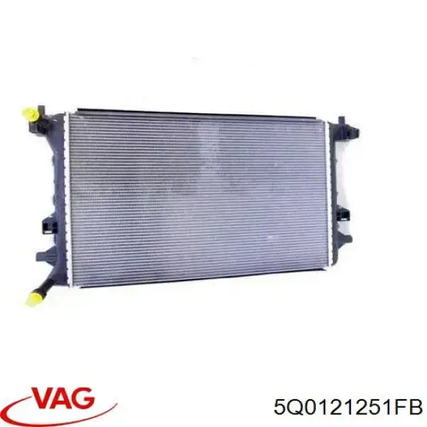 5Q0121251FB VAG Radiador de esfriamento de motor
