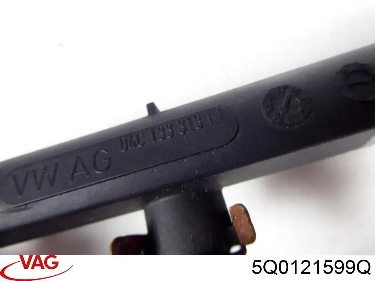 Bomba de água (bomba) de esfriamento, adicional elétrica VAG 5Q0121599Q preço, a partir de 62,99 USD