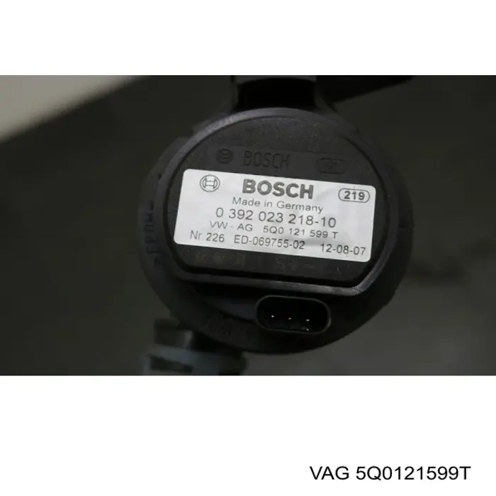 Compre 3F121158 AND Bomba de água (bomba) de esfriamento, adicional elétrica