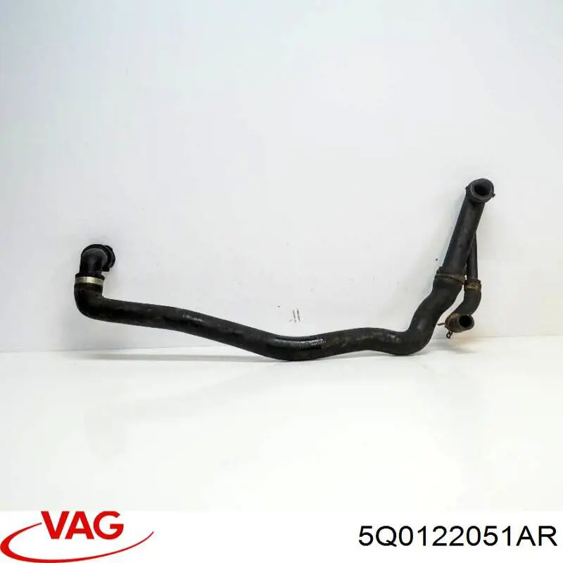 5Q0122051AR VAG Mangueira (cano derivado) inferior do radiador de esfriamento