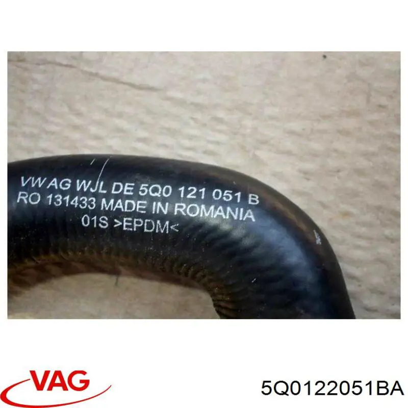 5Q0122051BA VAG Mangueira (cano derivado) inferior do radiador de esfriamento