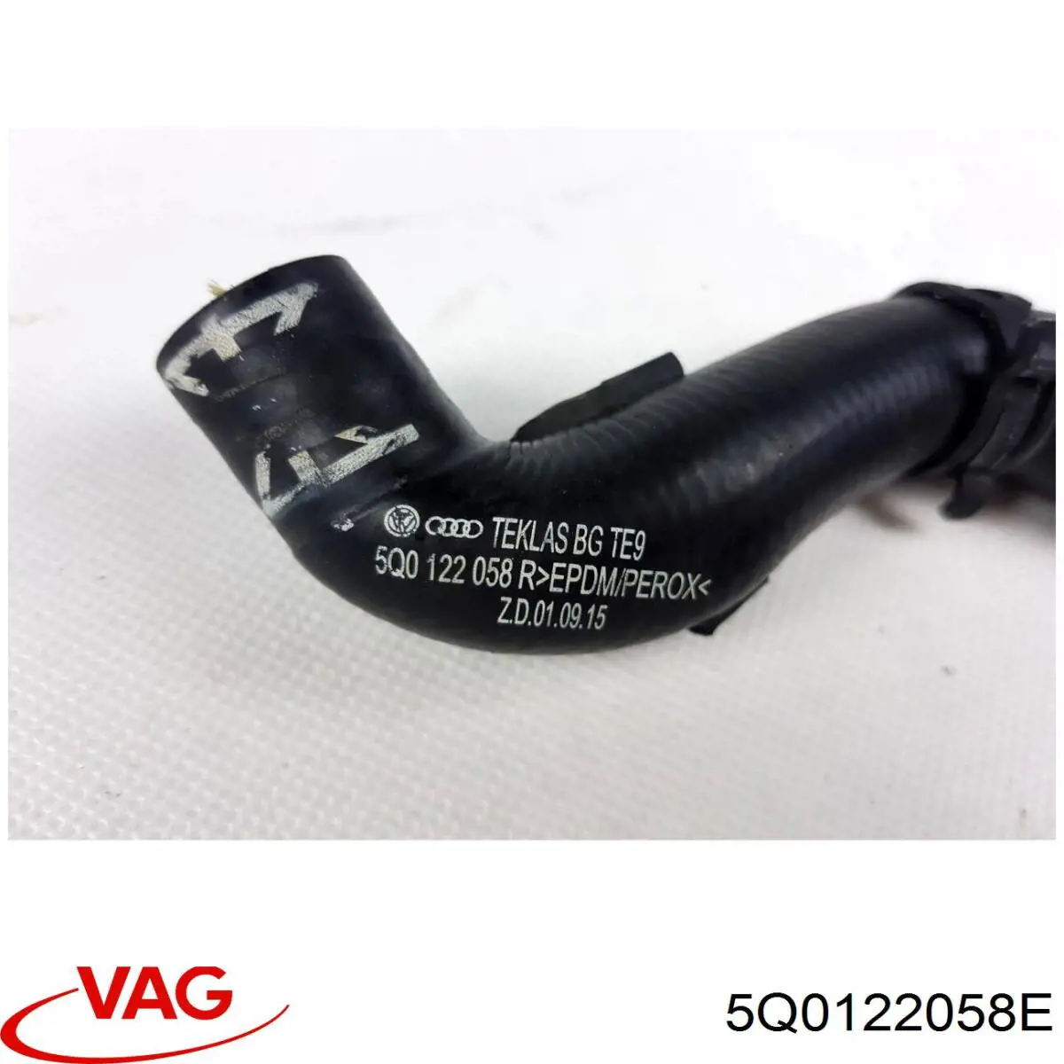 Mangueira (cano derivado) do sistema de esfriamento VAG 5Q0122058E preço, a partir de 71,51 USD