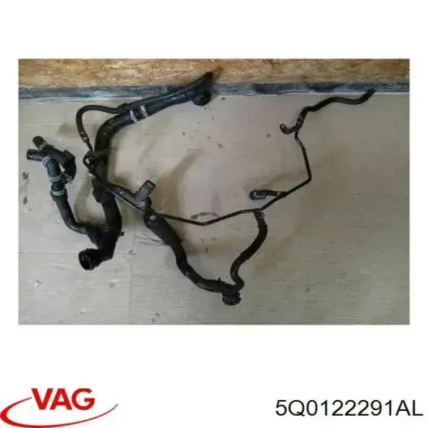 5Q0122291AL VAG Tubo de ligação do termostato superior (acoplamento de desmontagem rápida)
