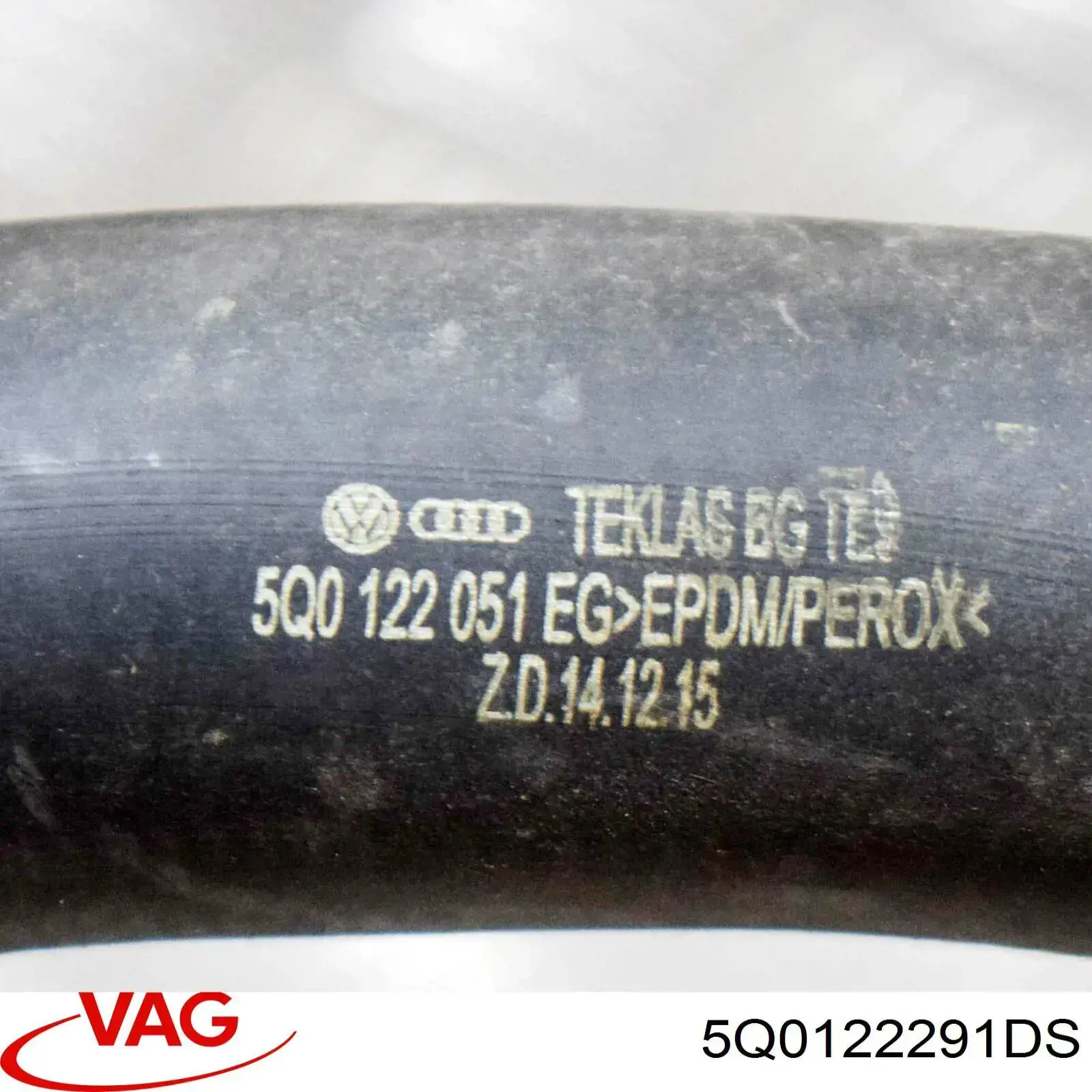 Flange do sistema de esfriamento (união em T) 30122013 AND