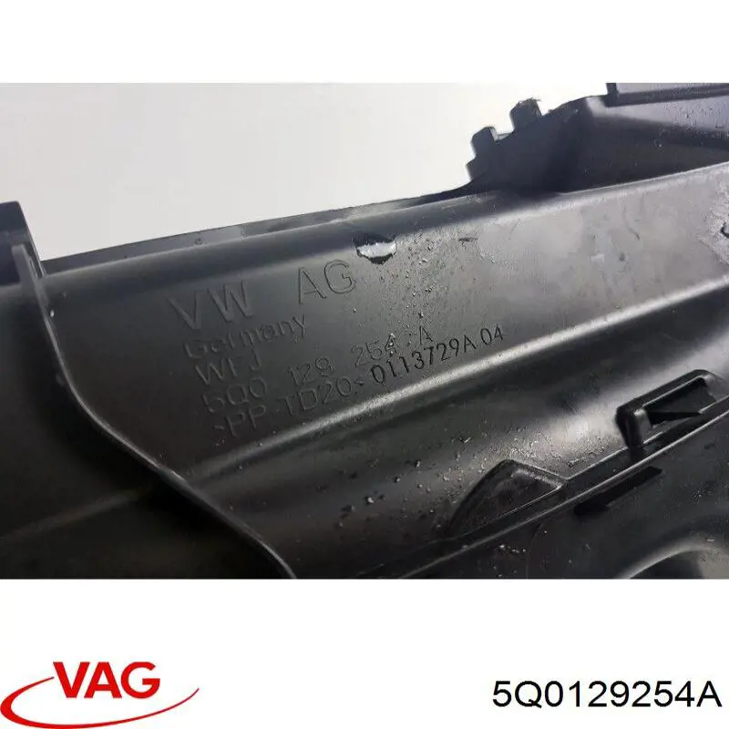 Tomada de ar de filtro de ar VAG 5Q0129254A preço, a partir de 136,21 USD
