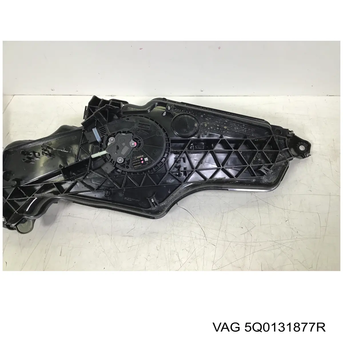 5Q0131877K VAG Tanque AD BLUE