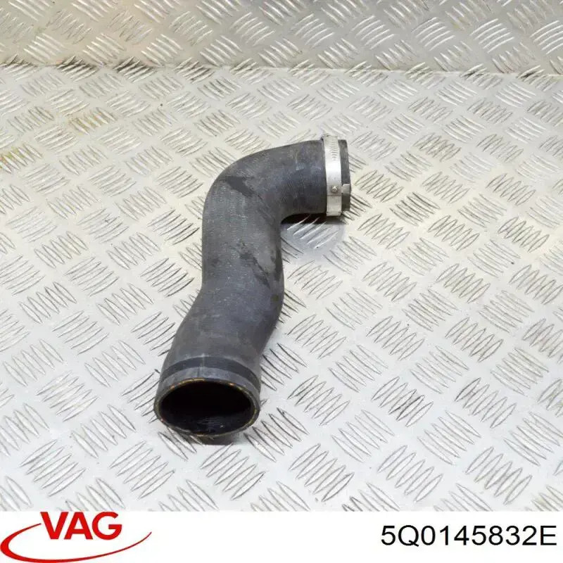 Mangueira (cano derivado) de intercooler VAG 5Q0145832E preço, a partir de 227,25 USD