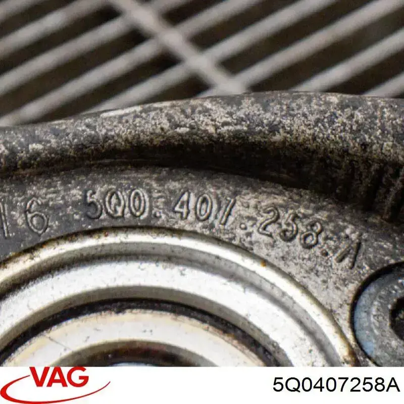 Pino moente (extremidade do eixo) dianteiro direito VAG 5Q0407258A preço, a partir de 138,70 USD