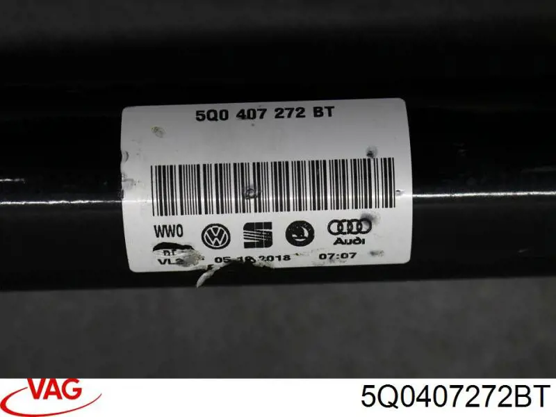 Semieixo (acionador) dianteiro direito VAG 5Q0407272BT preço, a partir de 161,74 USD