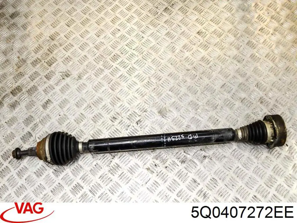 5Q0407272EE VAG Semieixo (acionador) dianteiro direito