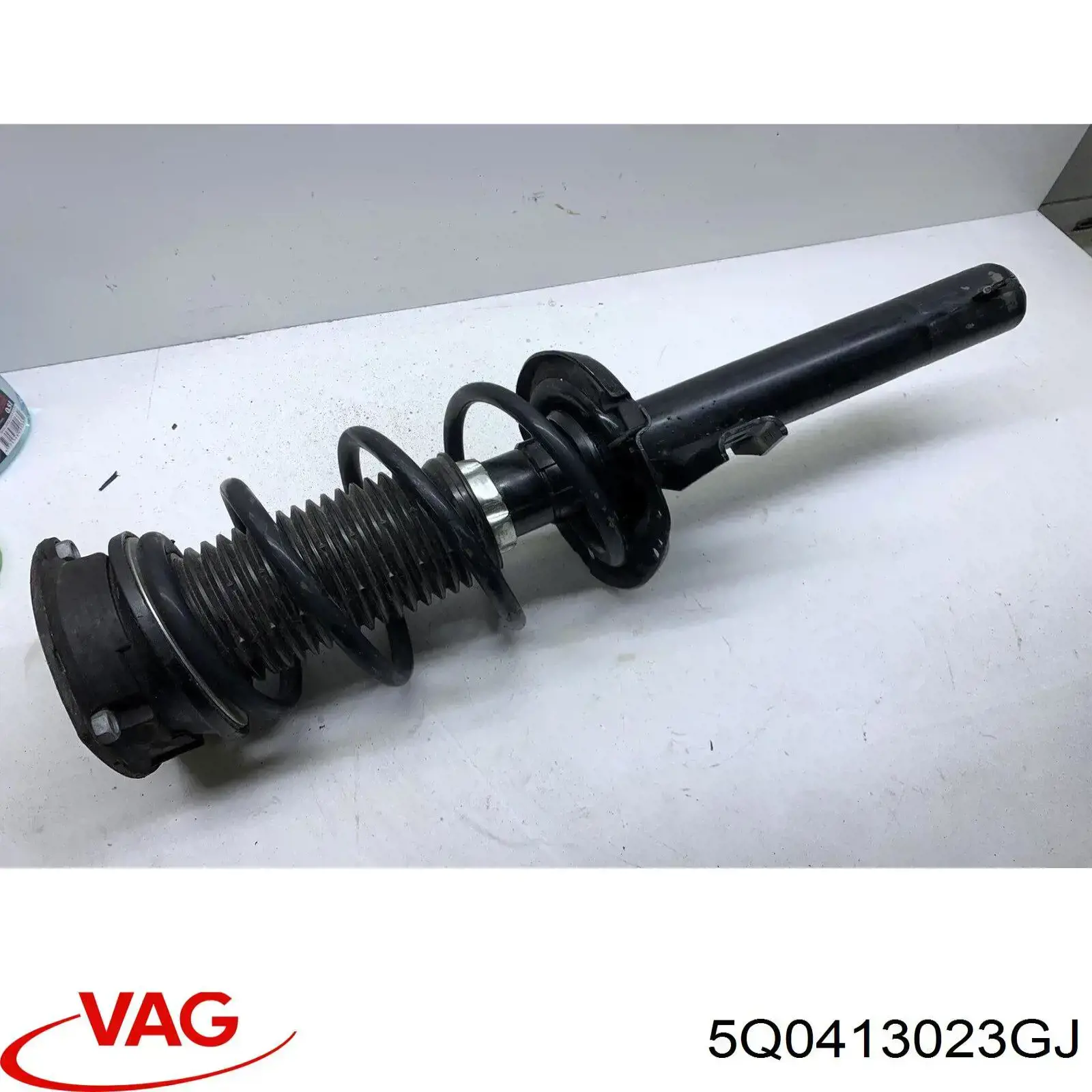 Amortecedor dianteiro VAG 5Q0413023GJ preço, a partir de 88,72 USD