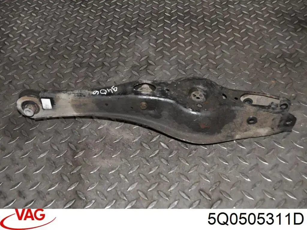 Compre 5Q0505311D VAG Braço oscilante inferior esquerdo de suspensão traseira/direita