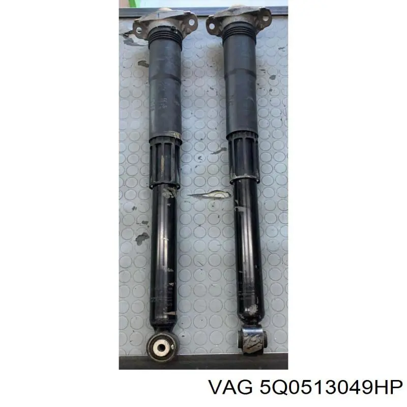 5Q0513049HP VAG Amortecedor traseiro