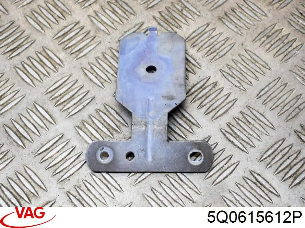 5Q0615612P VAG Proteção direita do freio de disco traseiro