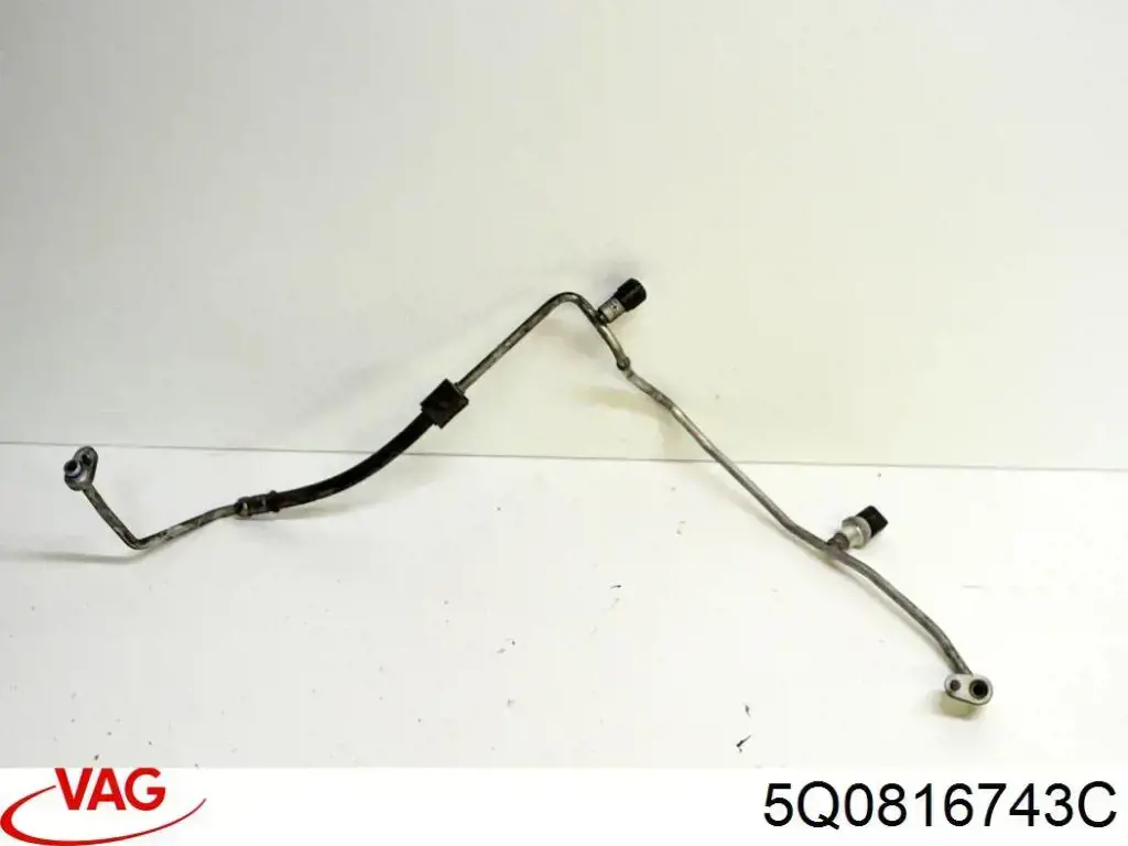 5Q0816743C VAG Mangueira de aparelho de ar condicionado, desde o vaporizador até o compressor