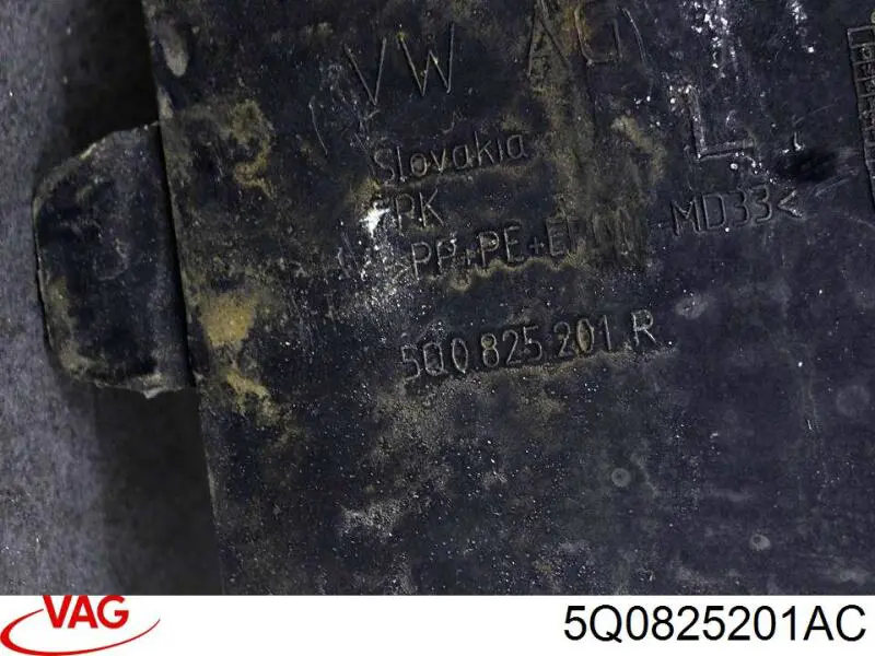 5Q0825201AC VAG Proteção de fundo esquerda