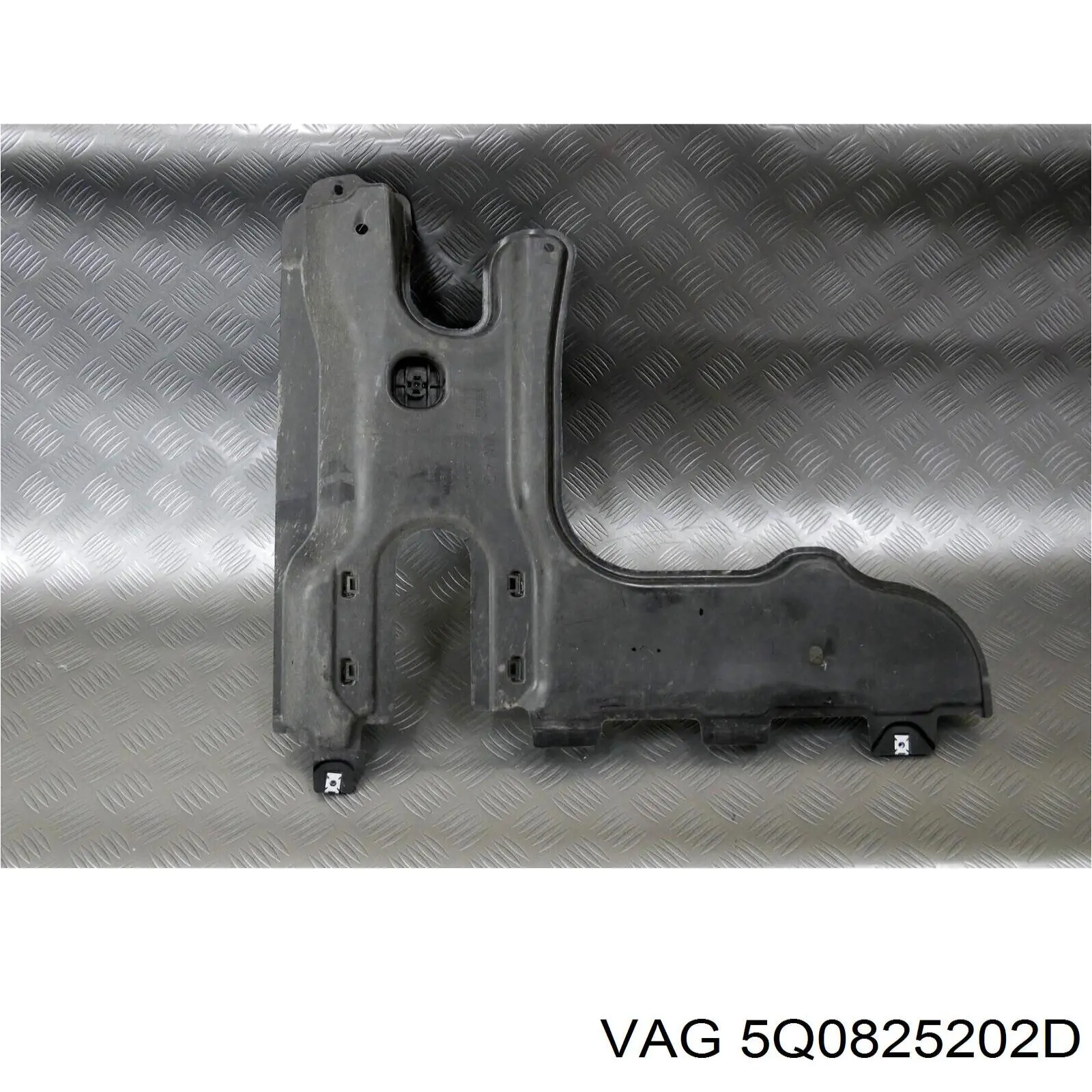 Compre 5Q0825202AE VAG Proteção de fundo direita