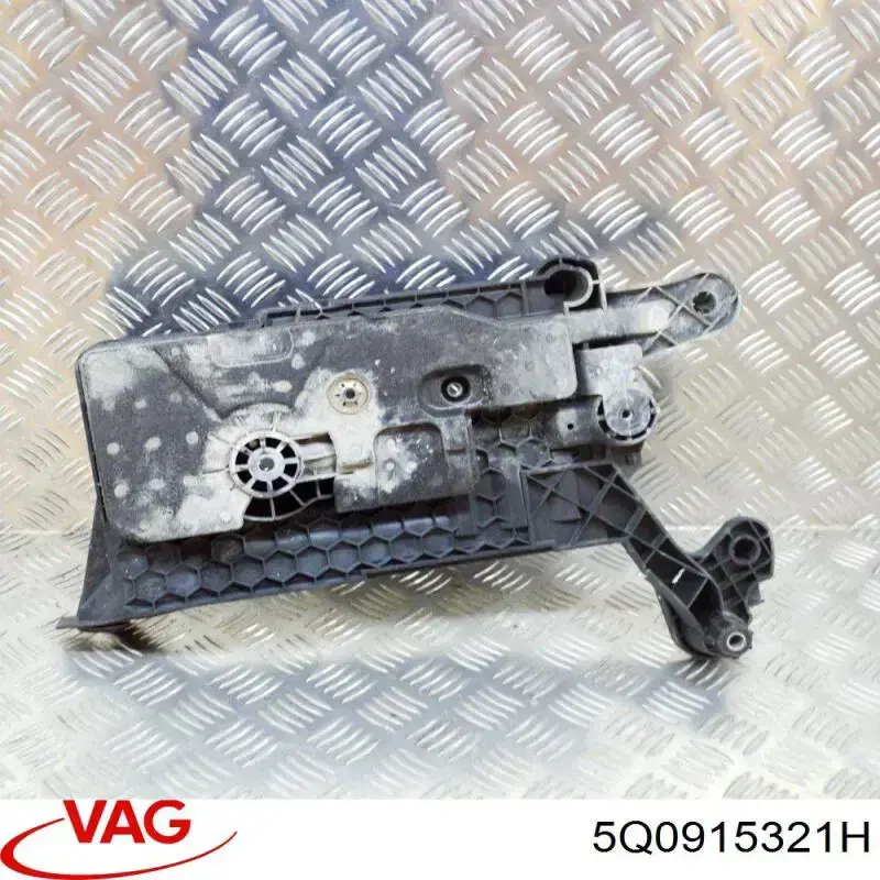 5Q0915321H VAG Fixação (suporte) de bateria recarregável
