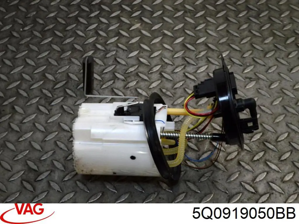5Q0919050BB VAG Módulo de bomba de combustível com sensor do nível de combustível