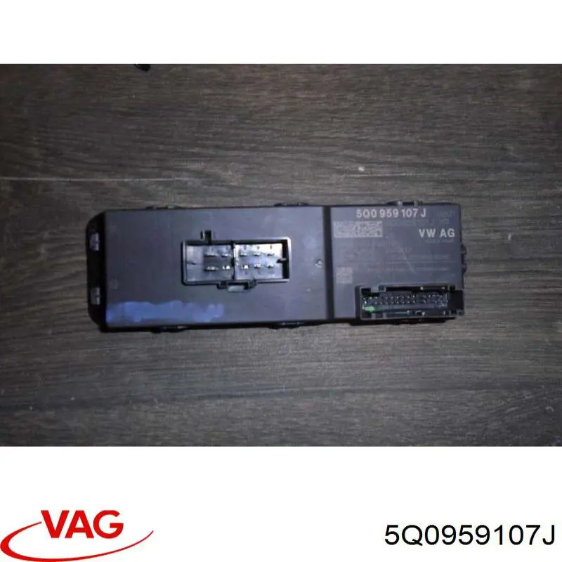 Módulo de direção (Centralina eletrônica) de abertura de tampa de porta-malas (de 3ª/5ª porta traseira) VAG 5Q0959107J preço, a partir de 114,10 USD