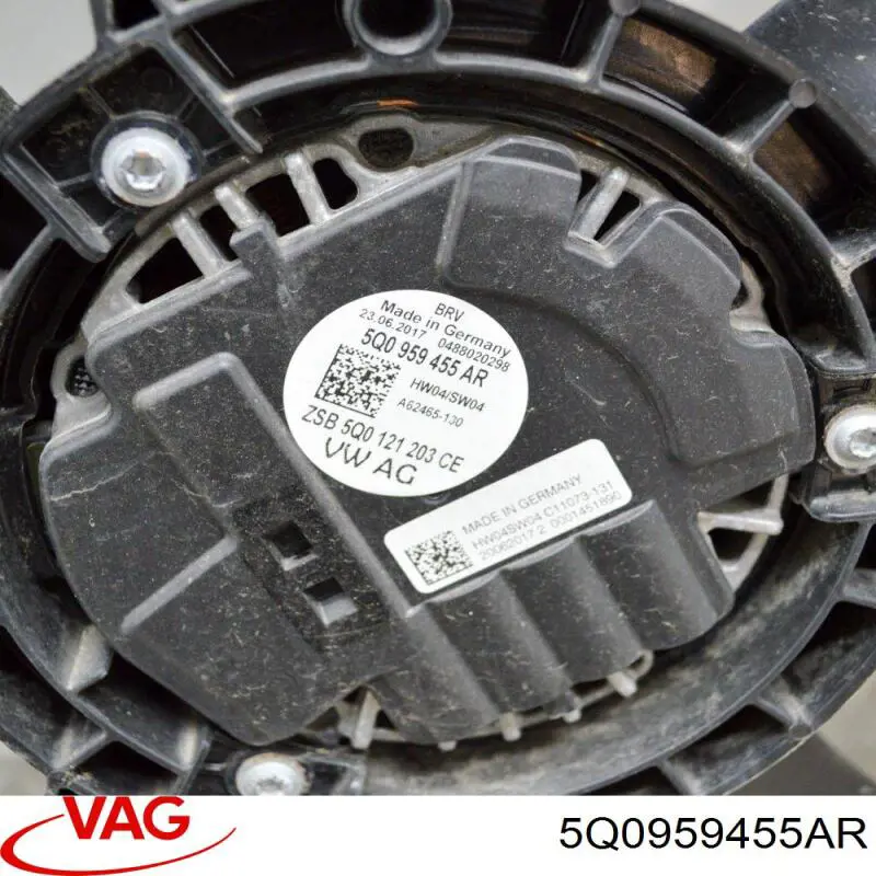 5Q0959455AR VAG Difusor do radiador de esfriamento, montado com motor e roda de aletas