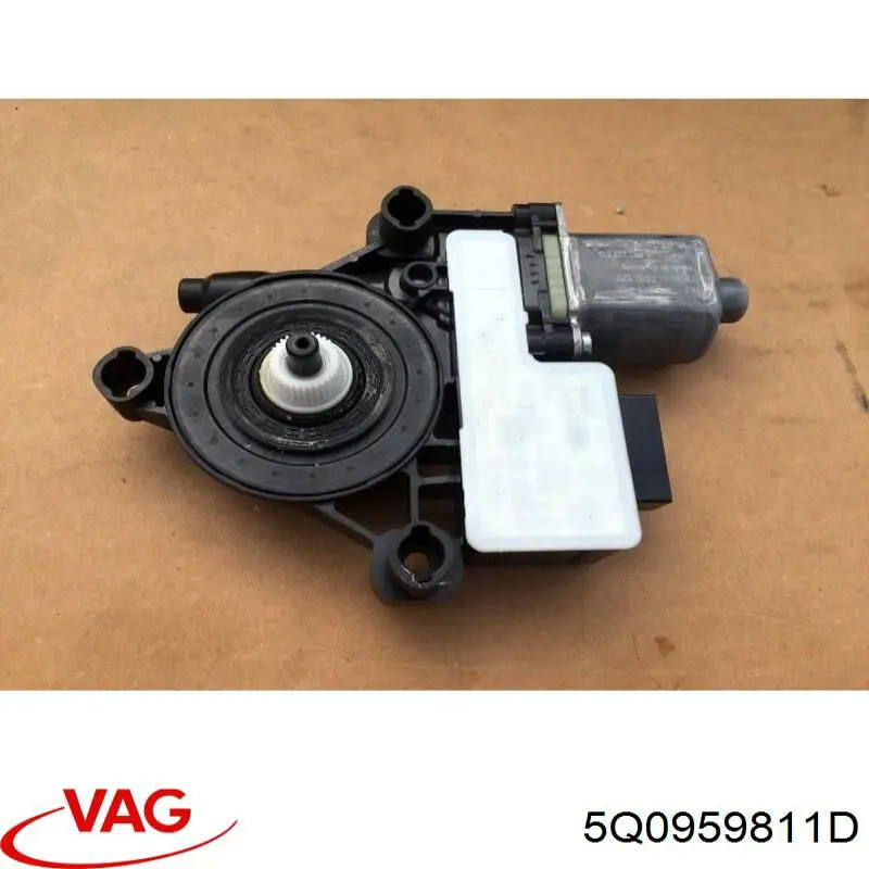 Compre 5Q0959811D VAG Motor de acionamento de vidro da porta traseira esquerda