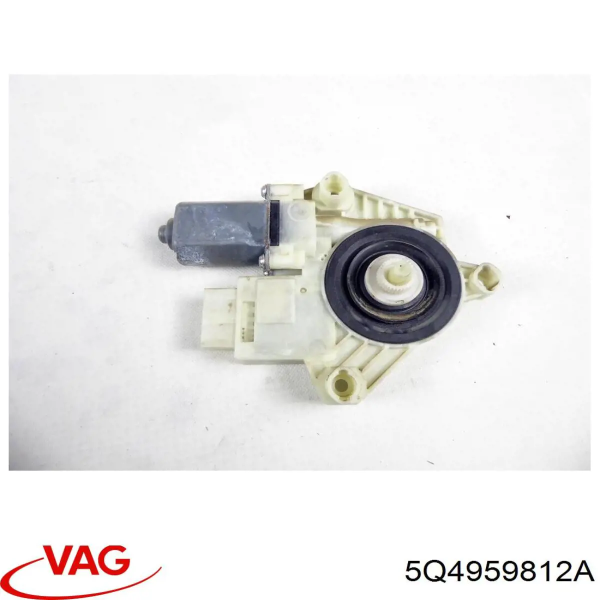 Motor de acionamento de vidro da porta traseira direita VAG 5Q4959812D preço, a partir de 57,89 USD