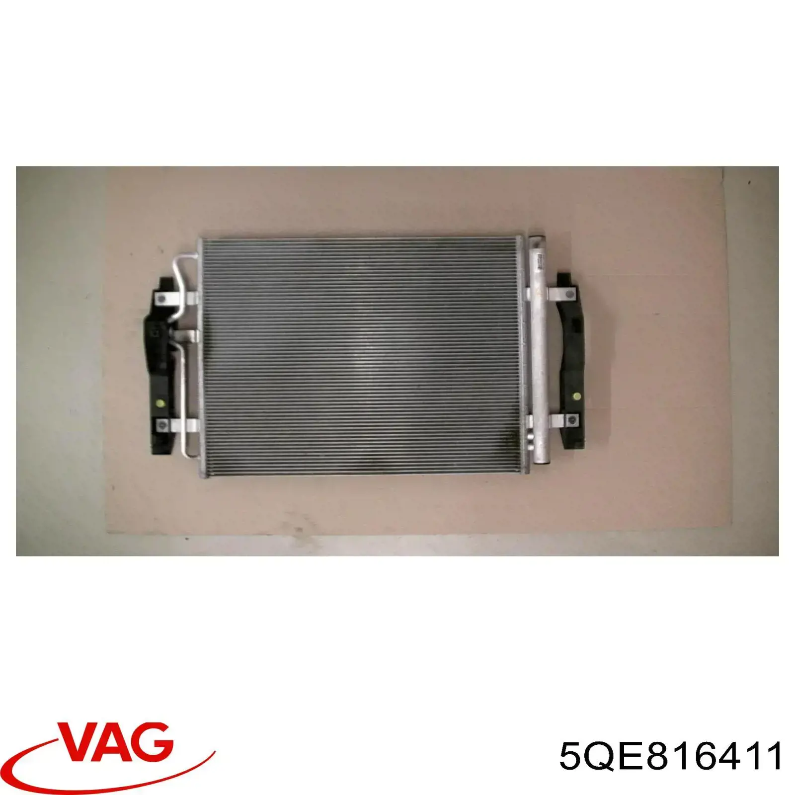 Radiador de aparelho de ar condicionado VAG 5QE816411 preço, a partir de 149,16 USD