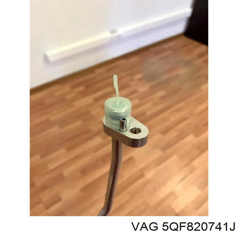  VAG 5QF820741J preço, a partir de 100,27 USD