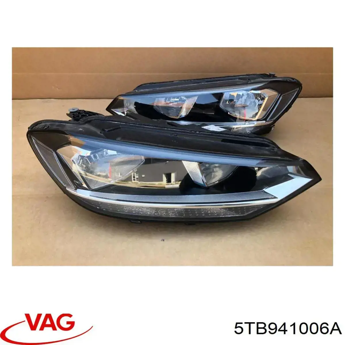 Luz direita VAG 5TB941006A preço, a partir de 297,20 USD